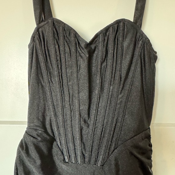 H:ours Miquela Mini Dress in Black XS - Picture 4 of 7